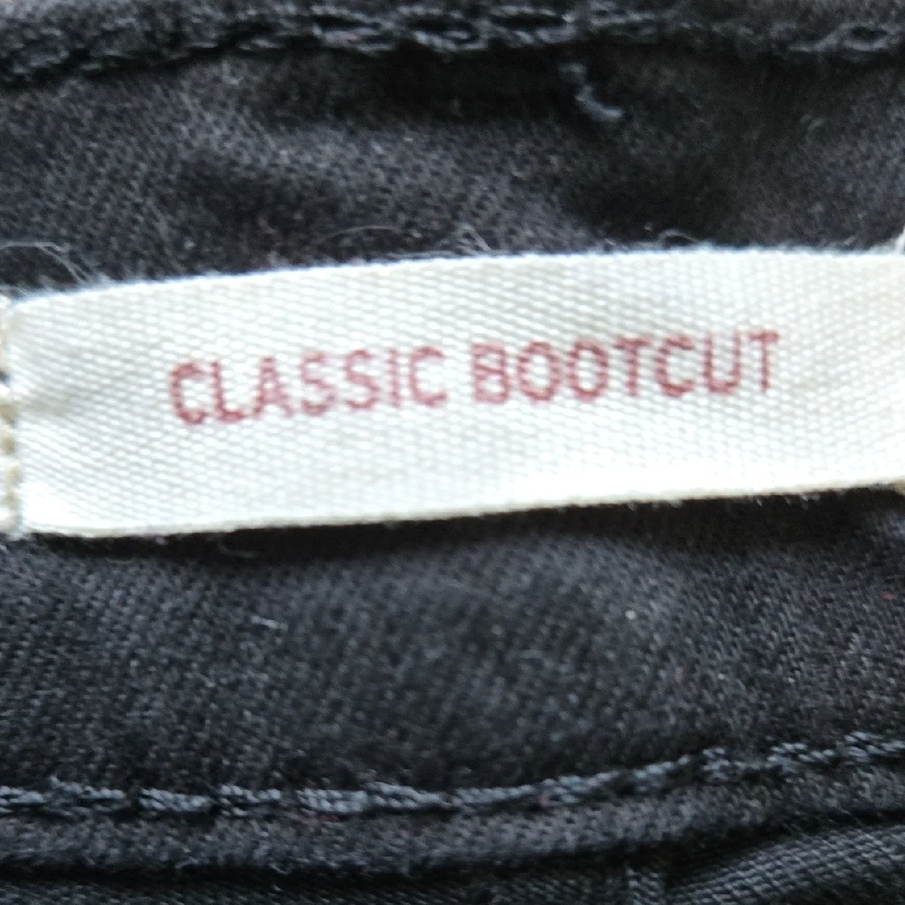Levis Black Jeans - Picture 2 of 4